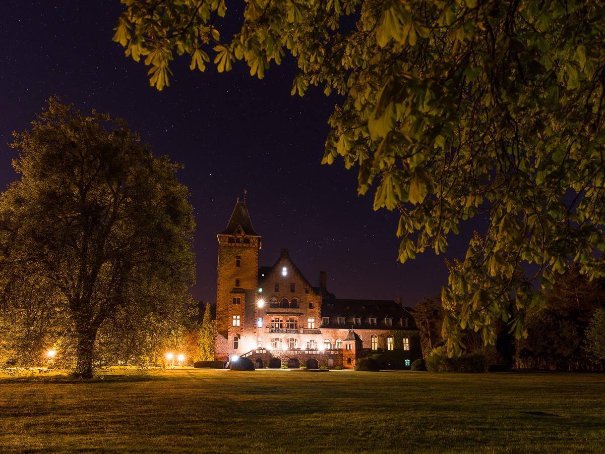 Gastehaus Schloss Saareck 梅特拉赫 外观 照片